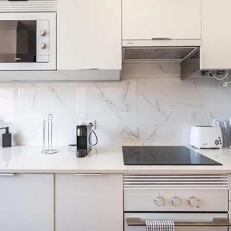 Apartment Akicity Santos Lush Lisbon